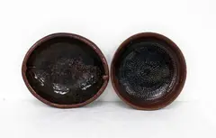 Stoneware dish by Barry Brickell, sold Oct 2012