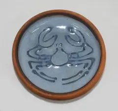 An early dish by Len Castle, sold Oct 2012