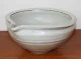 Len Castle, Stoneware pouring bowl
