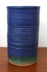 Stoneware cylindrical vase by Len Castle, sold Oct 2012