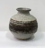 Len Castle, Early stoneware vase