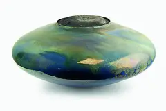 A large silver lustre form by Ray Rogers, sold May 2012