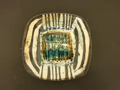 Kenneth Clark, Four tin glazed plates