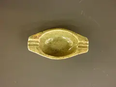 Stoneware ashtray by Bernard Leach, sold Jun 2011