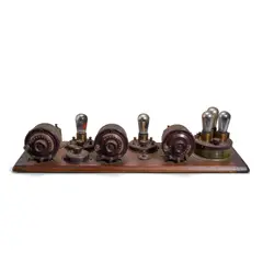 Atwater Kent, 'Breadboard' Radio, model 10C, mahogany