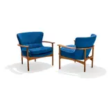 Ib Kofod-Larsen, Pair of Horseshoe Chairs