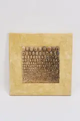 Mary Bauermeister, 21 rows progression, 1973, Geklebte Kieselsteine auf Öl auf Leinen. Auf Sperrholz aufgezogen