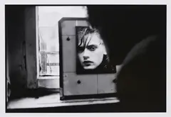 Sven Marquardt, Junge am Spiegel, 1984, Inkjet-Print