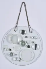 Mary Bauermeister, Ohne Titel (Glasobjekt), Glas, Prismen und Linsen. Mit Aufhängung