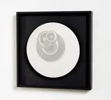 Hajo Bleckert, Ohne Titel, Geätzte, drehbare Aluminiumscheibe, in schwarzem Holzrahmen