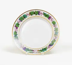 Teller mit Weinlaubdekor by Kpm, Porzellan, farbig und gold staffiert, sold Oct 2013