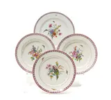 Kpm, Zwei Speiseteller und Zwei Suppenteller mit Blumenbouquets aus Einem Speiseservice, Porzellan, farbig dekoriert