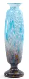Verreries Schneider, GROßE VASE 'MARBRINES', Farbloses Glas mit hellblauen, türkisen, orangefarbenen und violetten Pulvereinschmelzungen