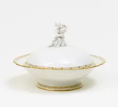 Terrine mit Putto by Kpm, Porzellan, gold staffiert, sold Oct 2013