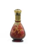 Émile Gallé, Duftlampe mit Floralem Dekor, Farbloses Glas, milchig weiß und gelb hinterfangen