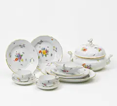 Meissen, Speiseservice Blumendekor, Porzellan, farbig und gold staffiert