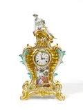 Meissen, Pendule mit Allegorie, Porzellan farbig und gold staffiert