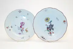 Zwei Teller mit Blumendekor by Frankenthal, Porzellan, farbig staffiert, sold May 2014