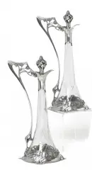 PAAR GROßE JUGENDSTILKARAFFEN by Wmf, Glaskorpus mit versilberter Brittania-Metall-Montierung, sold May 2014