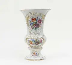 GROßE PRUNKVASE BLUMENDEKOR by Meissen, Porzellan, farbig und gold staffiert, sold Jun 2014