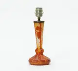 Lampenfuß mit Blattdekor by Cristallerie Daum, Farbloses Glas, milchig weiß hinterfangen, sold Jan 2015