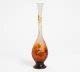 Soliflore mit Clematisdekor by Émile Gallé, Farbloses Glas, milchig weiß und rosafarben hinterfangen, sold Jan 2016