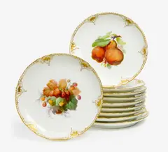 10 Dessertteller mit Obstdekor by Kpm, Porzellan, farbig und gold staffiert, sold Jan 2016