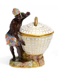 Mohr mit Schale by Meissen, Porzellan, farbig und gold staffiert, sold May 2016