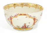 Kumme mit Chinoiserien by Meissen, Porzellan, farbig und gold staffiert, sold May 2016