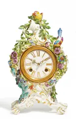 Pendule mit Vögeln by Meissen, Porzellan, farbig und gold staffiert, sold May 2016