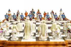 Meissen, Schachspiel 'Türken gegen Mohren' auf Augsburger Spielbrett