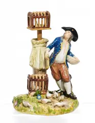 Tauben fütternder Bauer by Meissen, Porzellan, farbig staffiert, sold Nov 2016