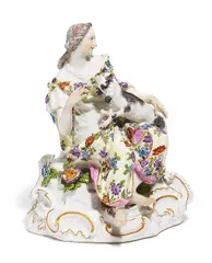 Dame mit Hund by Meissen, Porzellan, farbig und gold staffiert, sold Nov 2016