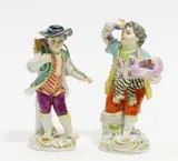 2 Winzerkinder by Meissen, Porzellan farbig und gold staffiert, sold Jan 2017