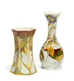 Rozenburg, Kleine Vase mit Fasan und Blassvioletten Blüten & Sechskantvase mit Stilisierten Gelben Kornblumen