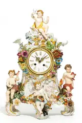 Pendule 'Vier Elemente' by Meissen, Porzellan, farbig und gold staffiert, sold Nov 2016