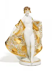 Tänzerin by Meissen, Porzellan, farbig und gold staffiert, sold May 2017