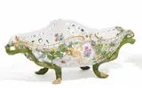 Ovaler Korb mit aufgelegtem Blütendekor by Meissen, Porzellan, farbig und gold staffiert, sold Nov 2016
