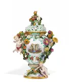 Potpourrivase mit Watteauszenen und reichem Blumendekor by Meissen, sold Nov 2016