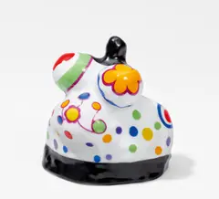 Nana by Niki de Saint Phalle, 1973, Porzellan, sold Jun 2017