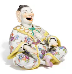 Große Wackelpagode by Meissen, Porzellan, farbig und gold staffiert, sold May 2017