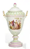 Kpm, Weimar Vase, Porzellan, farbig und gold staffiert