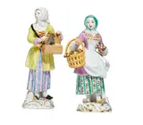 "Ausruferin mit Gebäck" & "Ausruferin mit Murmeltier" aus den "Cris de Paris" by Meissen, Porzellan, farbig und gold staffiert, sold Jan 2019