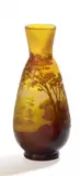 Balustervase mit Auenlandschaft by Émile Gallé, Farbloses Glas, tlw, sold May 2017