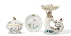 Drei Teile aus dem Schwanenservice für König Albert von Sachsen by Meissen, Porzellan, farbig und gold staffiert, sold May 2017