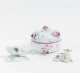 Kleine Dose, Kleine Ente und Kleines Schaf by Meissen, Porzellan, farbig staffiert, sold Jan 2018