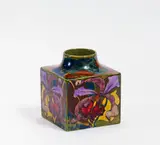Rozenburg, Kleine, Rechteckige Vase mit Floralem Dekor