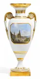 Vase mit Ansicht der Brühlschen Terrassen in Dresden by Meissen, 19.Jh, Porzellan, farbig und gold staffiert, sold May 2019