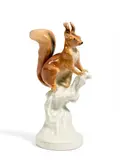 Eichhörnchen by Meissen, Vor 1924, Porzellan, farbig staffiert, sold Nov 2018