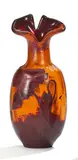 Kleine Vase mit Mohnblüten by Émile Gallé, Um 1889-1895, Überfangglas, orangerot und dunkelrot mit kleinen Blaseneinschlüssen, sold Nov 2018
